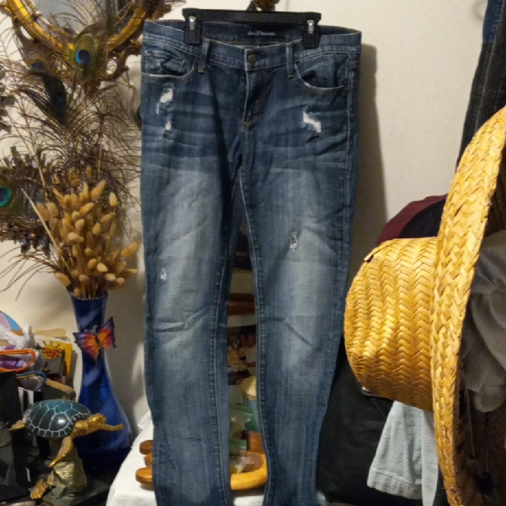 DRIFTWOOD Denim Jeans with Contrast Stitching